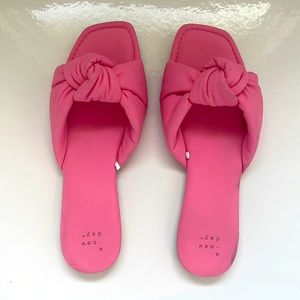 Pink Knot Sandals
